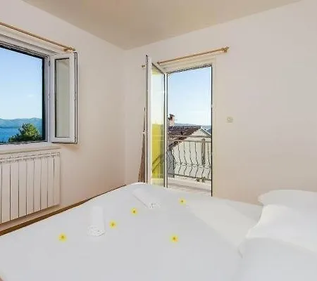 In With Sea View, Balcony, Air Conditioning, Wifi 156-2